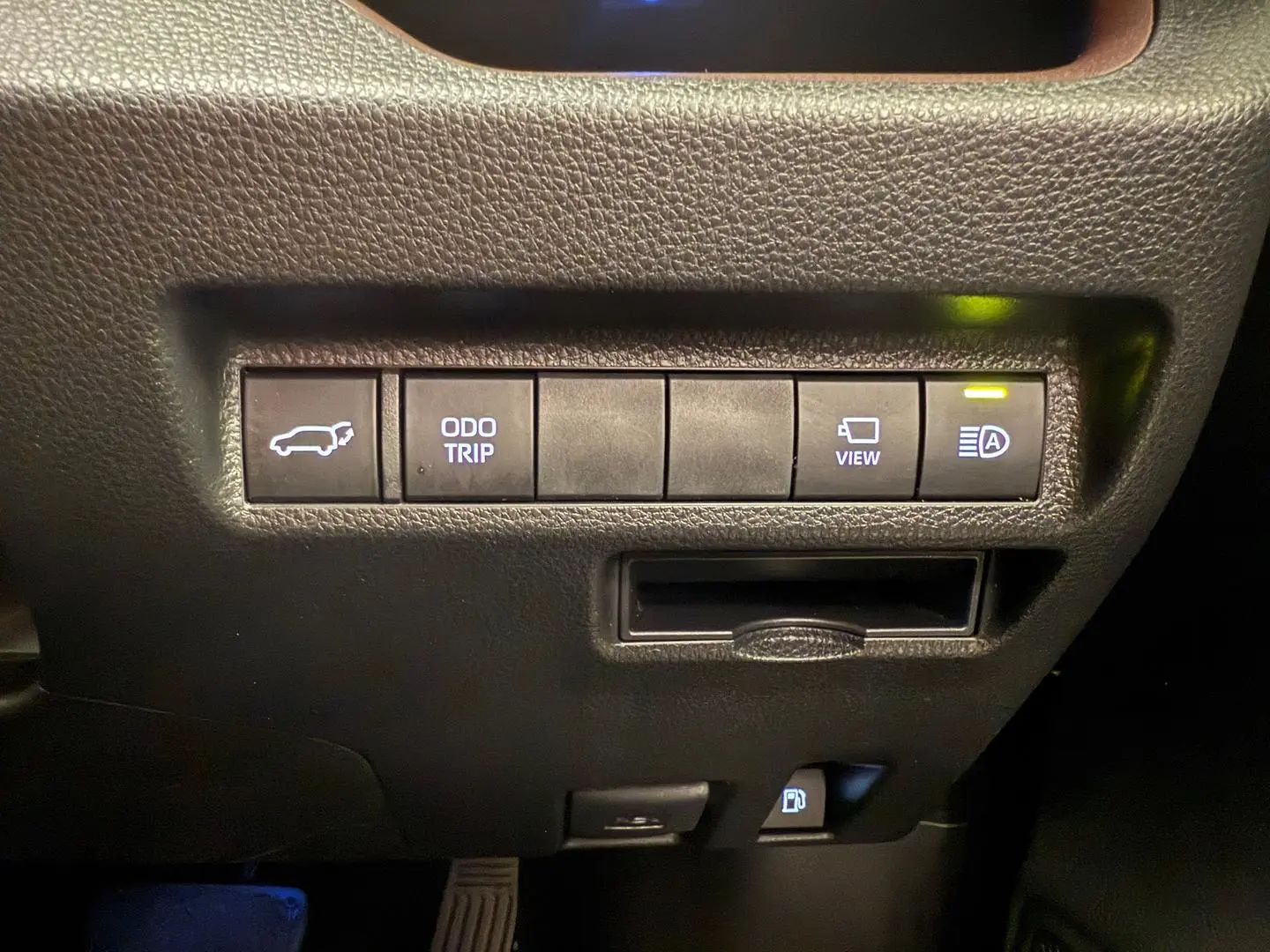 2023 Toyota RAV4 Gallery Image 31