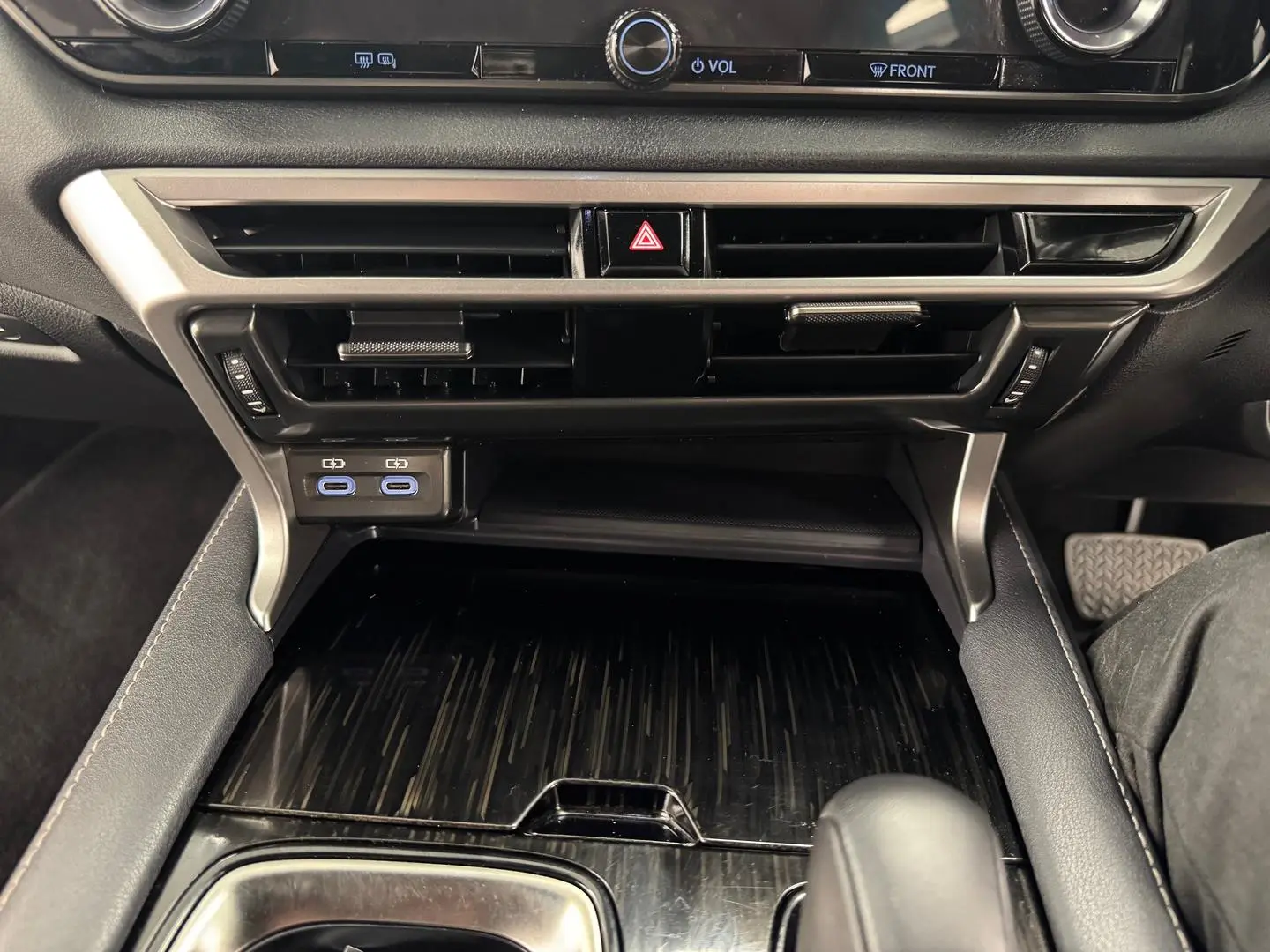 2023 Lexus RX Gallery Image 23