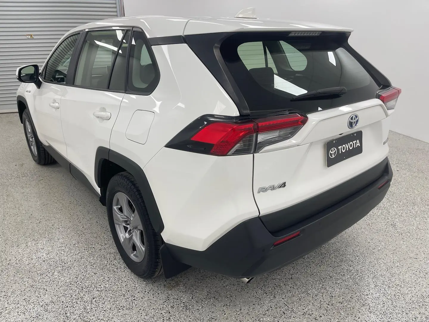 2024 Toyota RAV4 Gallery Image 4