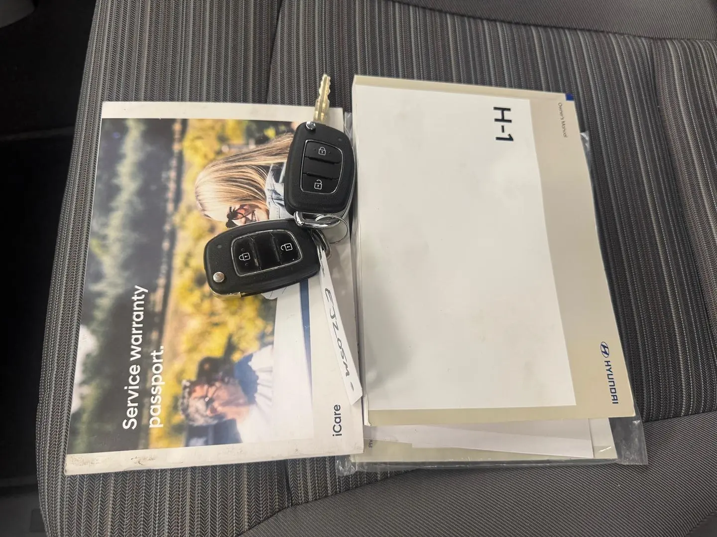 2020 Hyundai iLoad Gallery Image 31