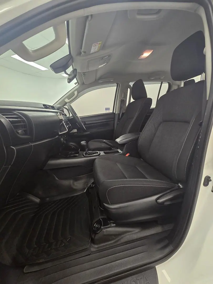 2021 Toyota Hilux Gallery Image 30
