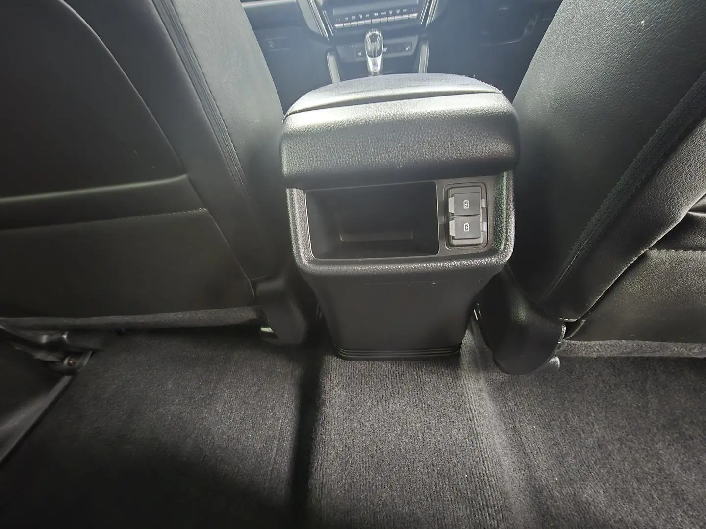 2023 Isuzu MU-X Gallery Image 28