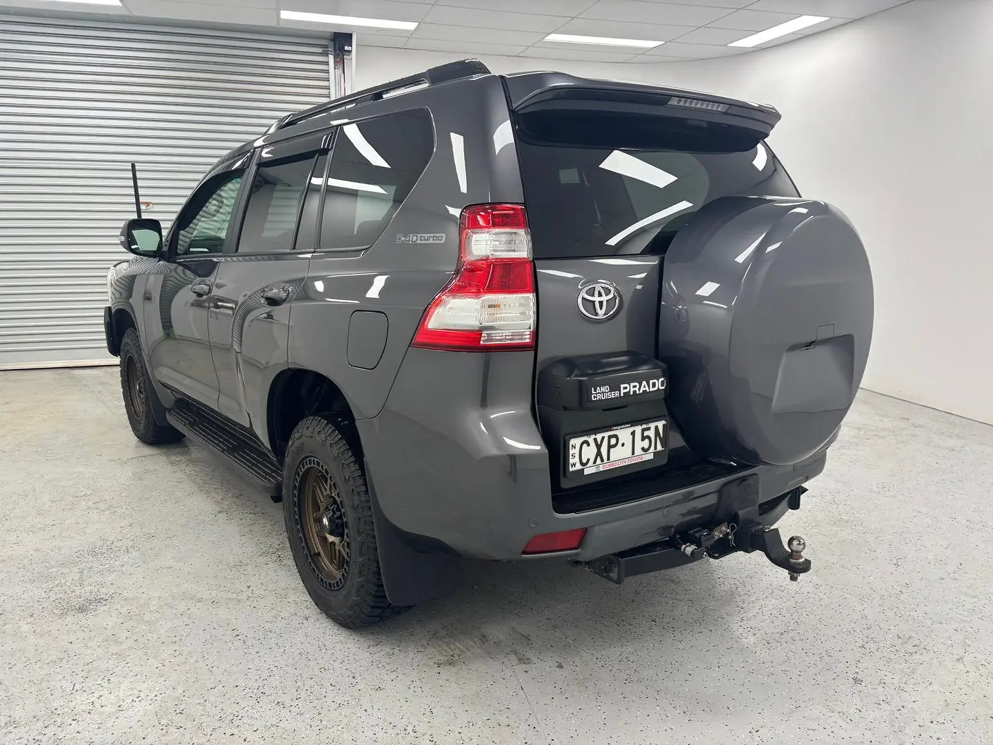 2015 Toyota Landcruiser Prado Gallery Image 5
