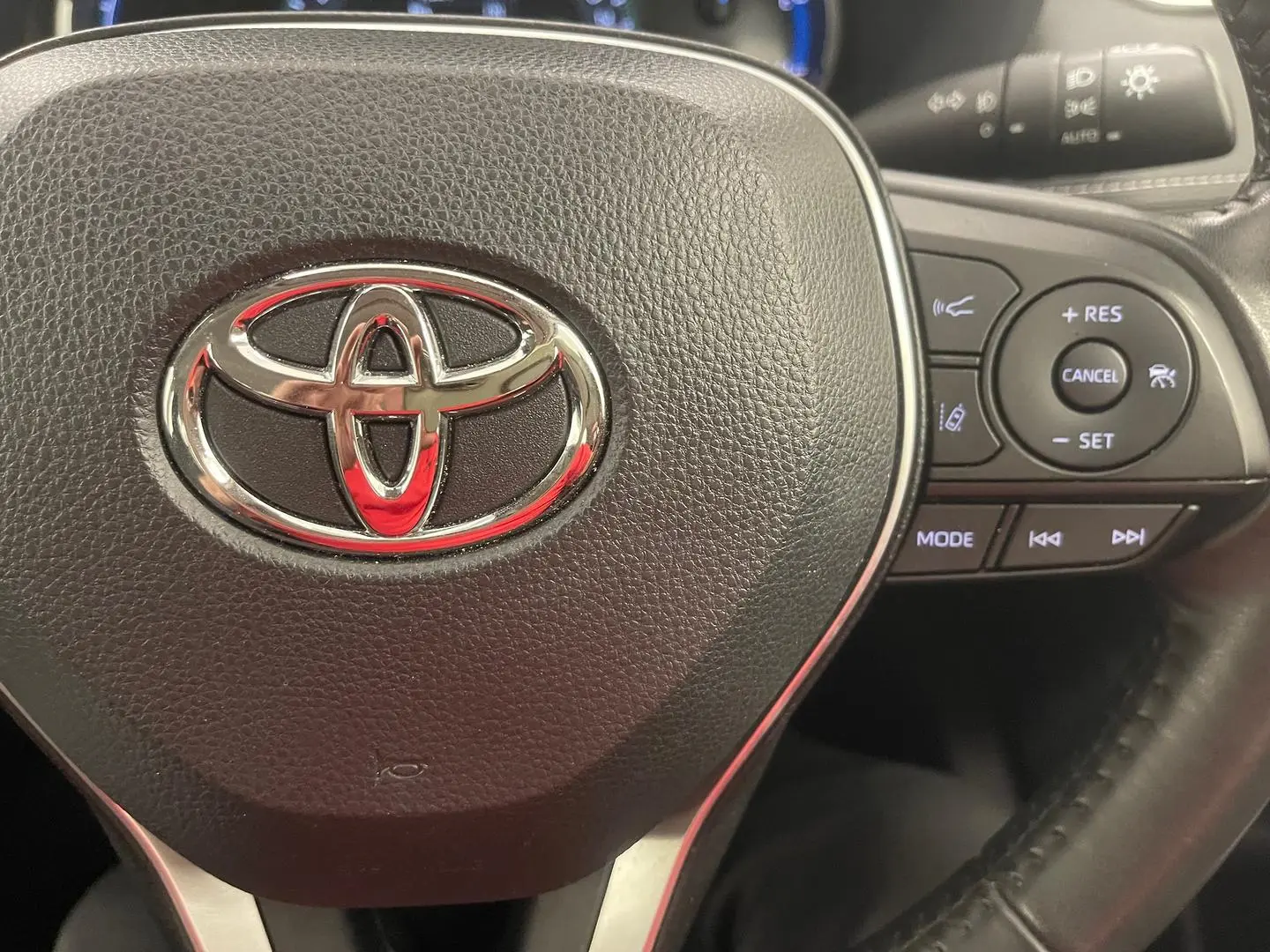 2024 Toyota RAV4 Gallery Image 31