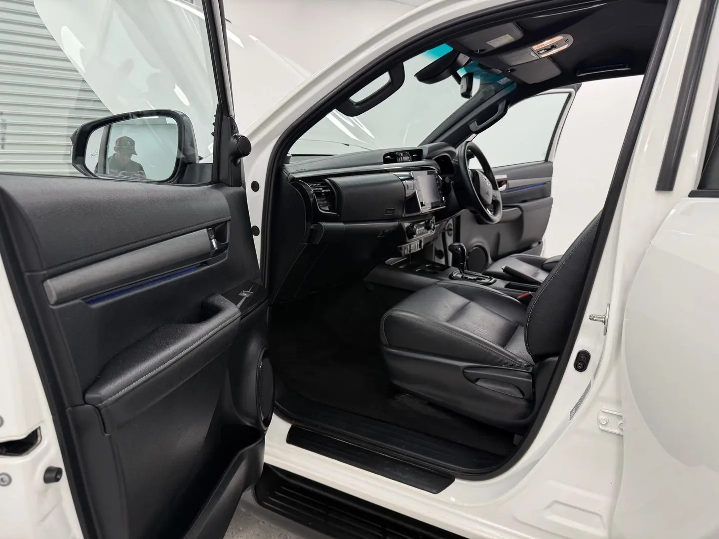 2023 Toyota Hilux Gallery Image 10