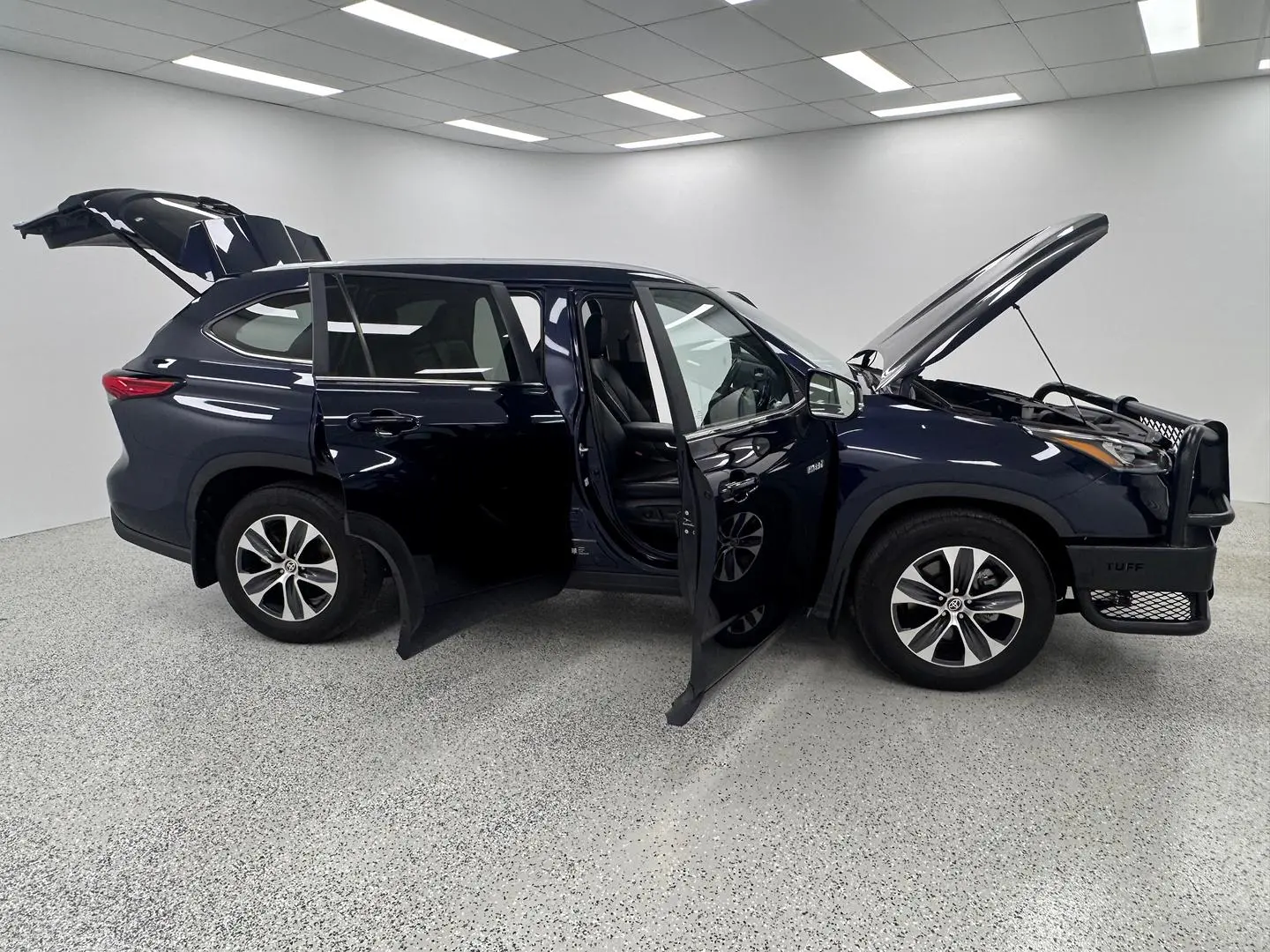 2023 Toyota Kluger Gallery Image 8