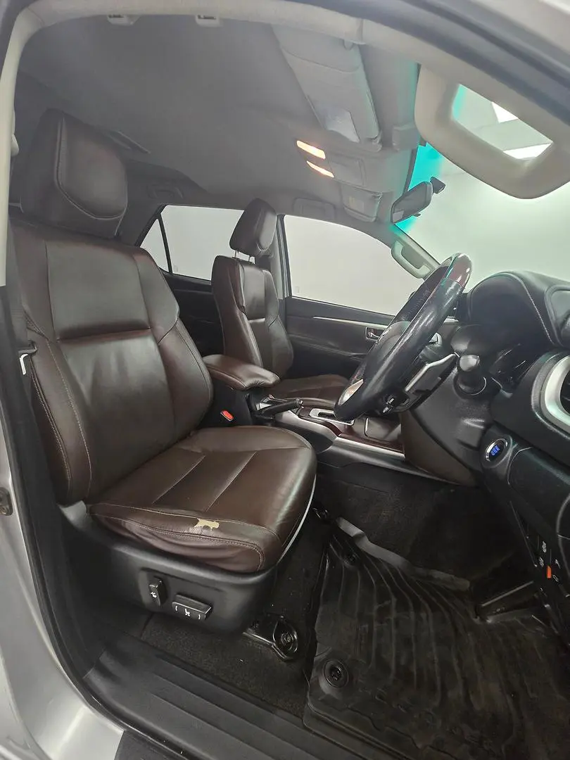 2017 Toyota Fortuner Gallery Image 17