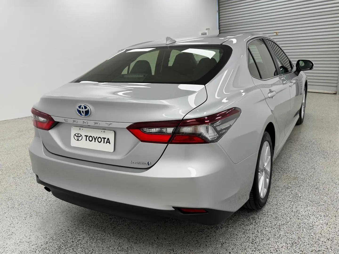 2024 Toyota Camry Gallery Image 3