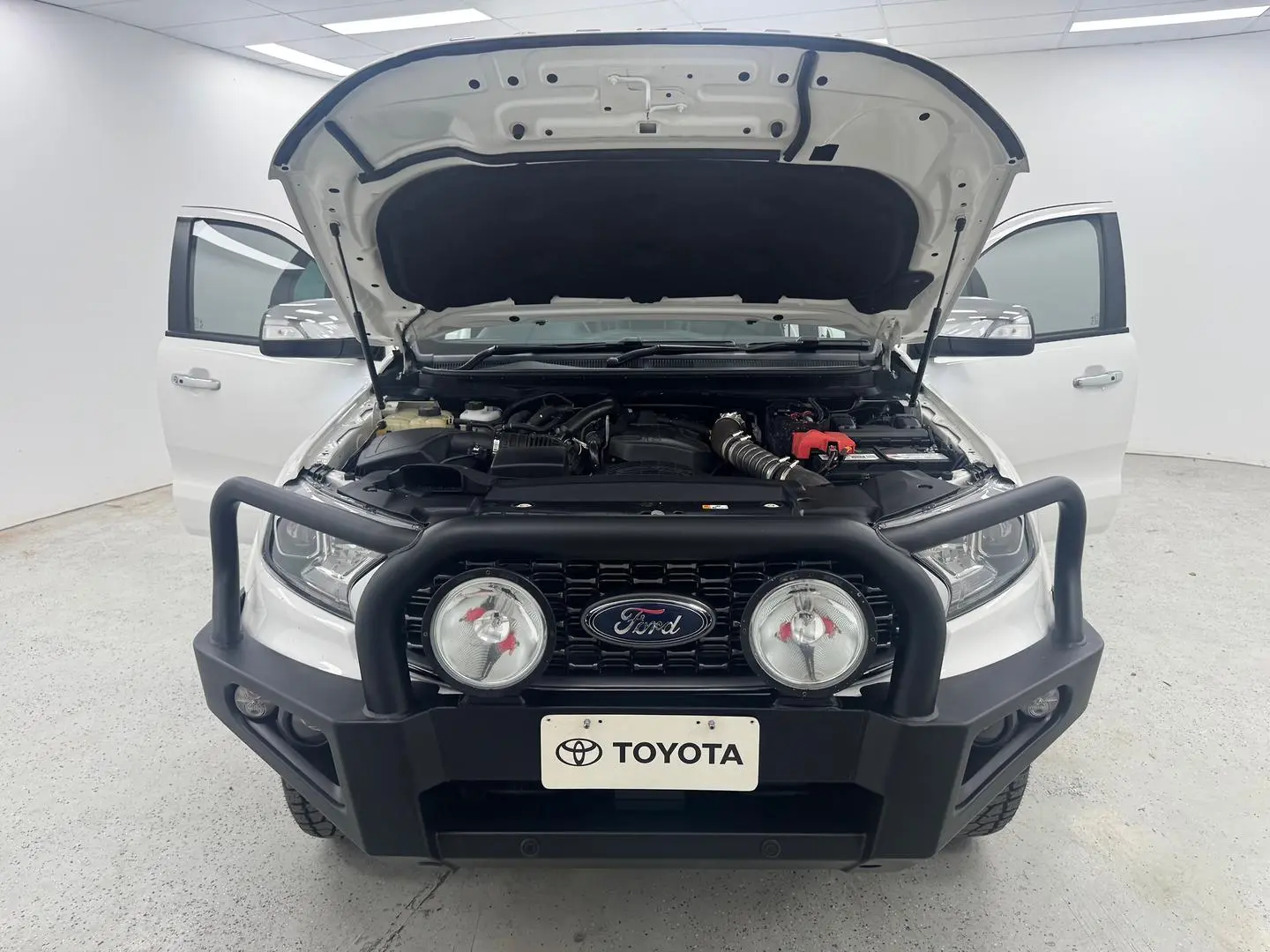 2021 Ford Everest Gallery Image 13