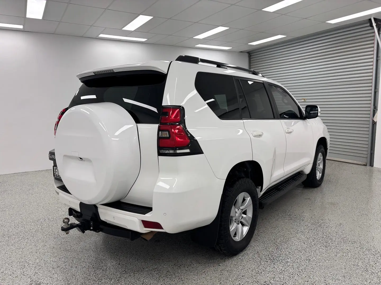 2018 Toyota Landcruiser Prado Gallery Image 3