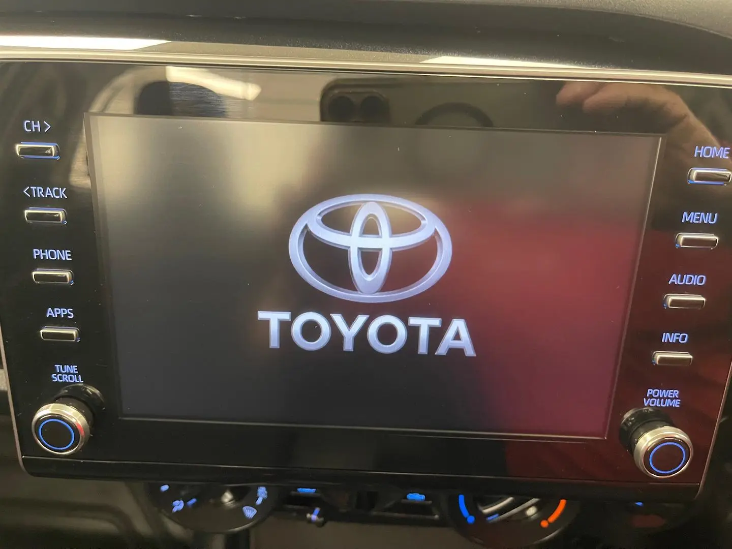 2024 Toyota Hilux Gallery Image 20
