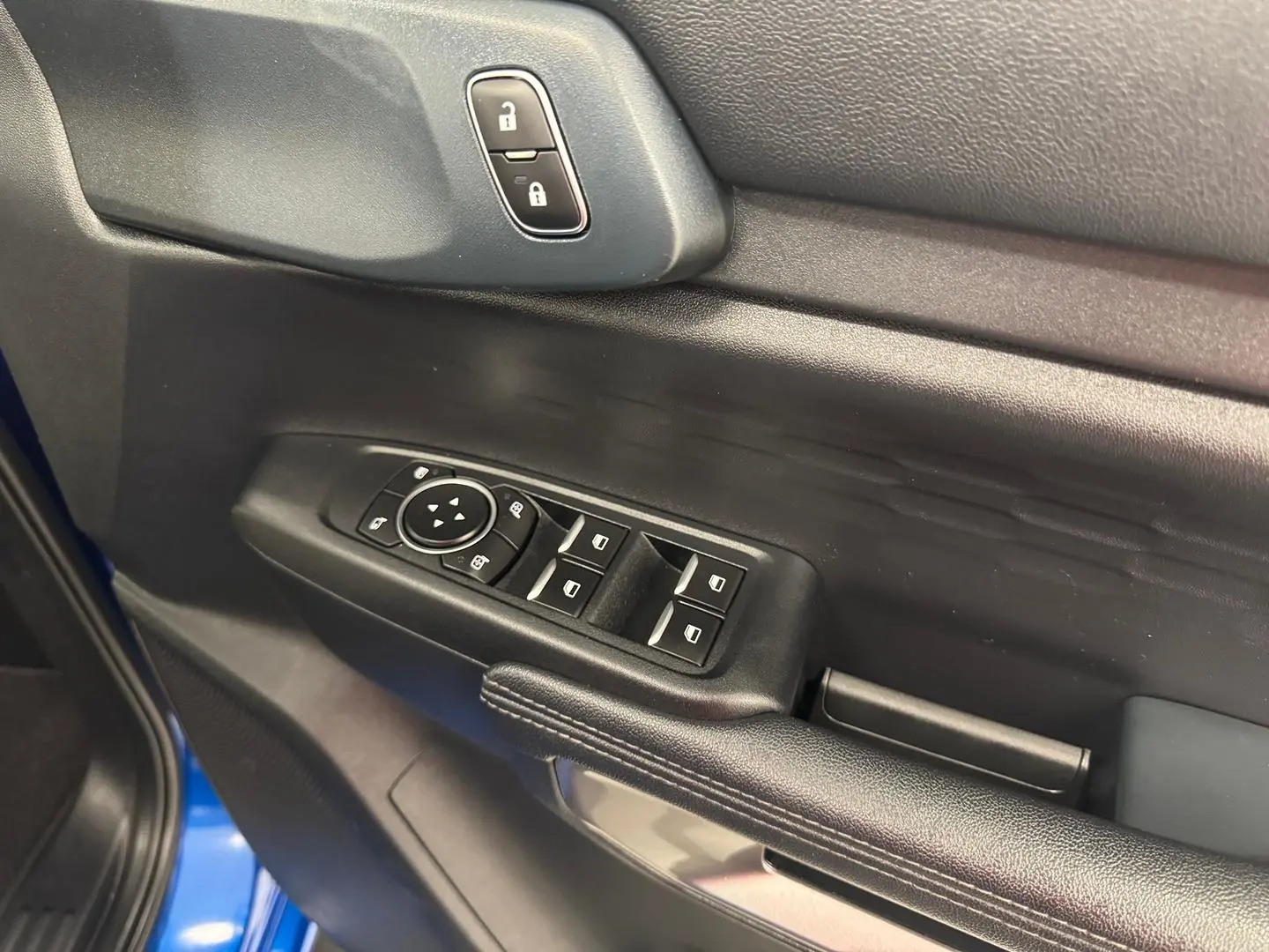 2022 Ford Ranger Gallery Image 16