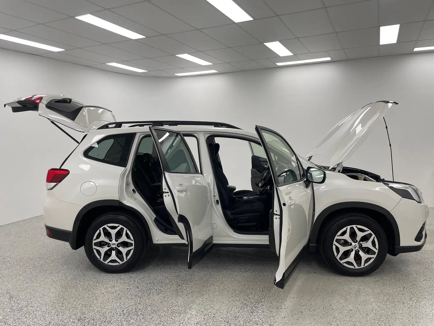 2023 Subaru Forester Gallery Image 13