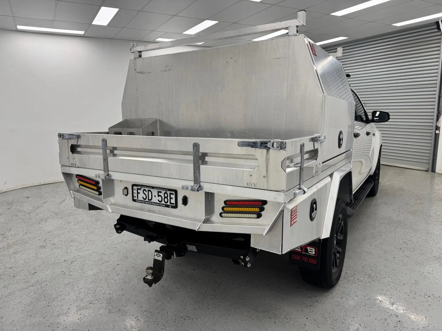 2019 Toyota Hilux Gallery Image 3