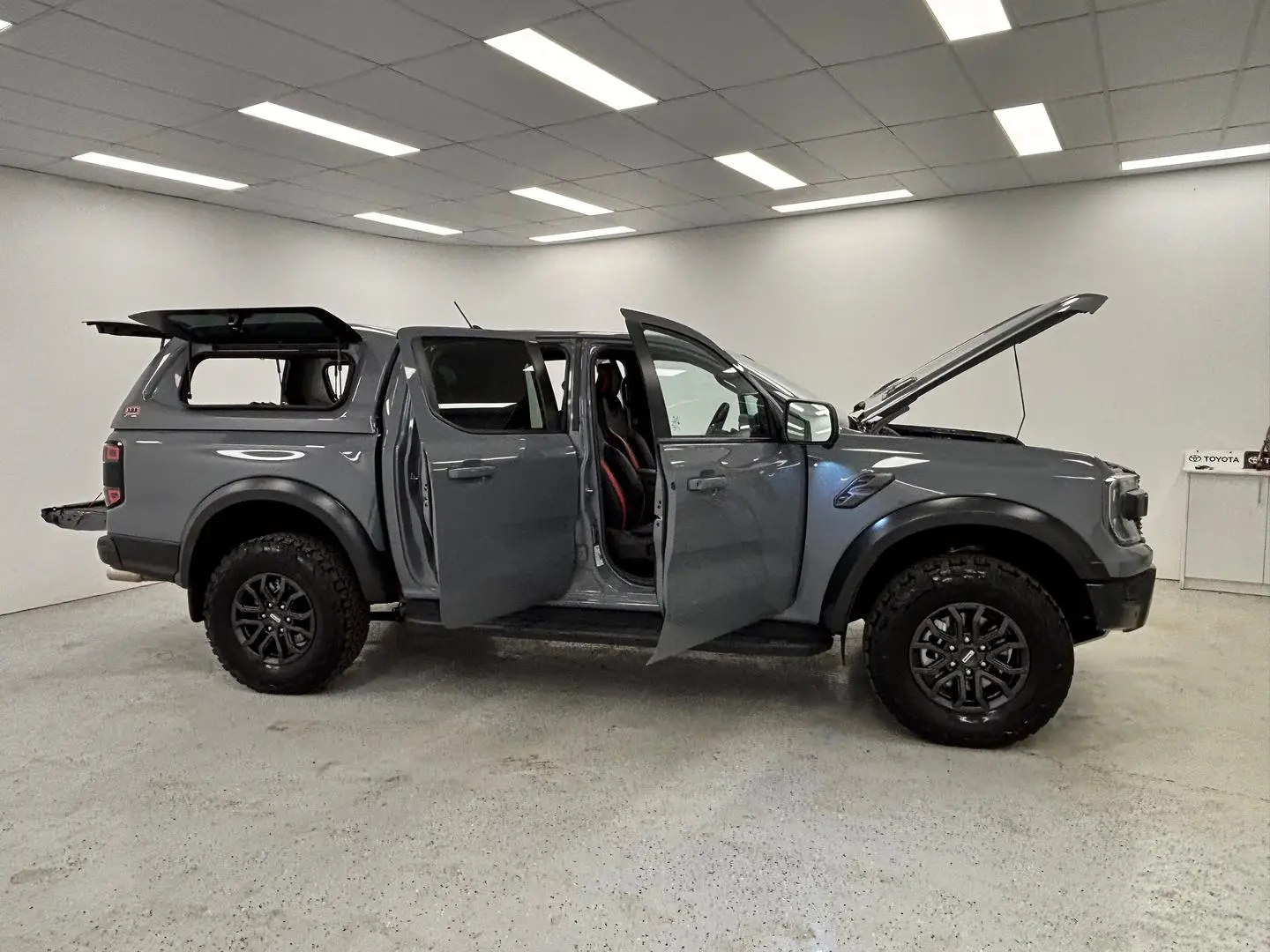 2023 Ford Ranger Gallery Image 9