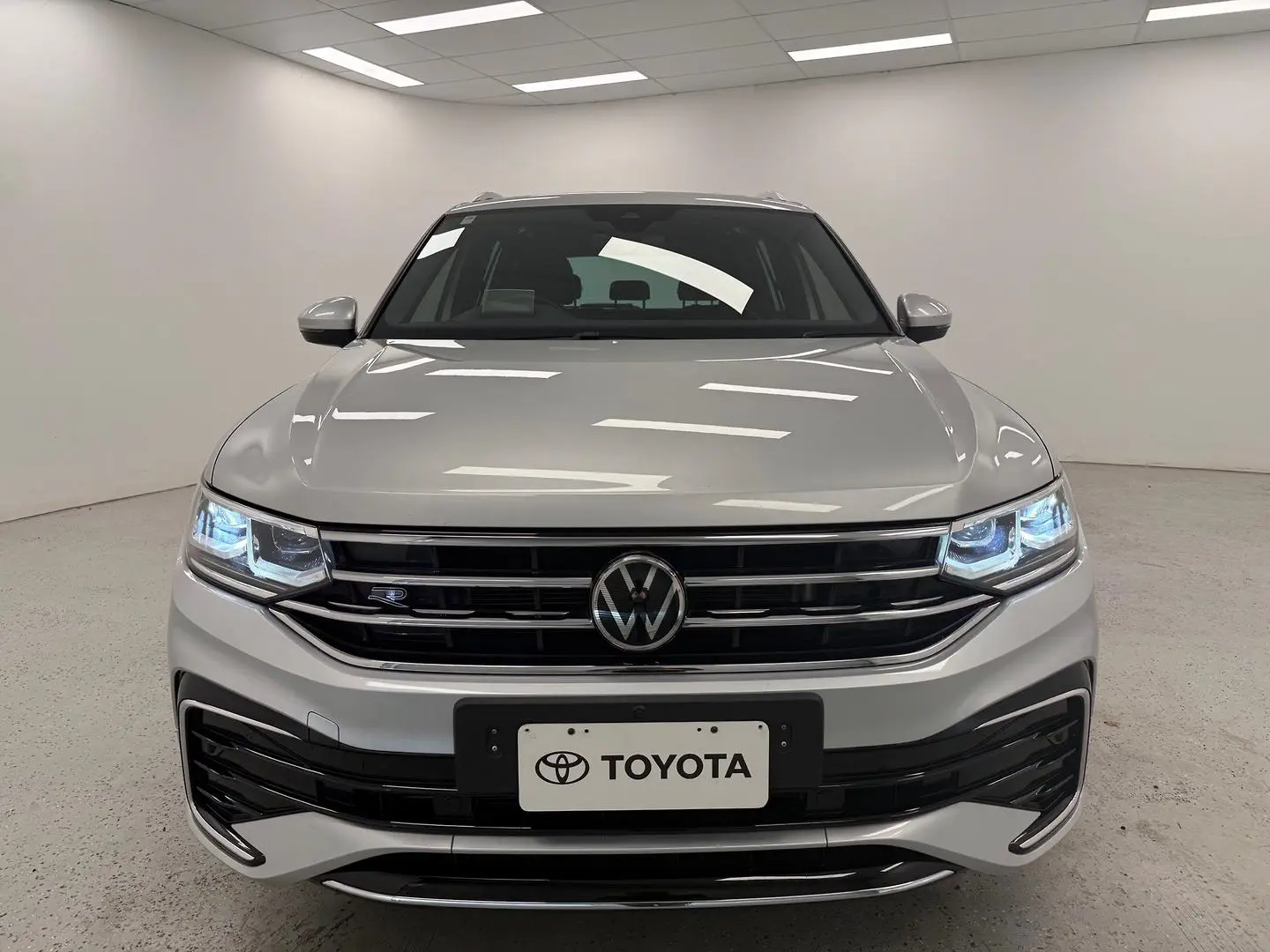 2021 Volkswagen Tiguan Gallery Image 39