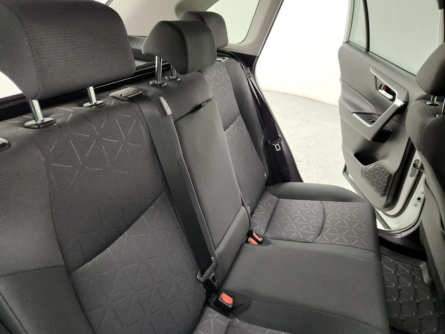 2020 Toyota RAV4 Gallery Image 23
