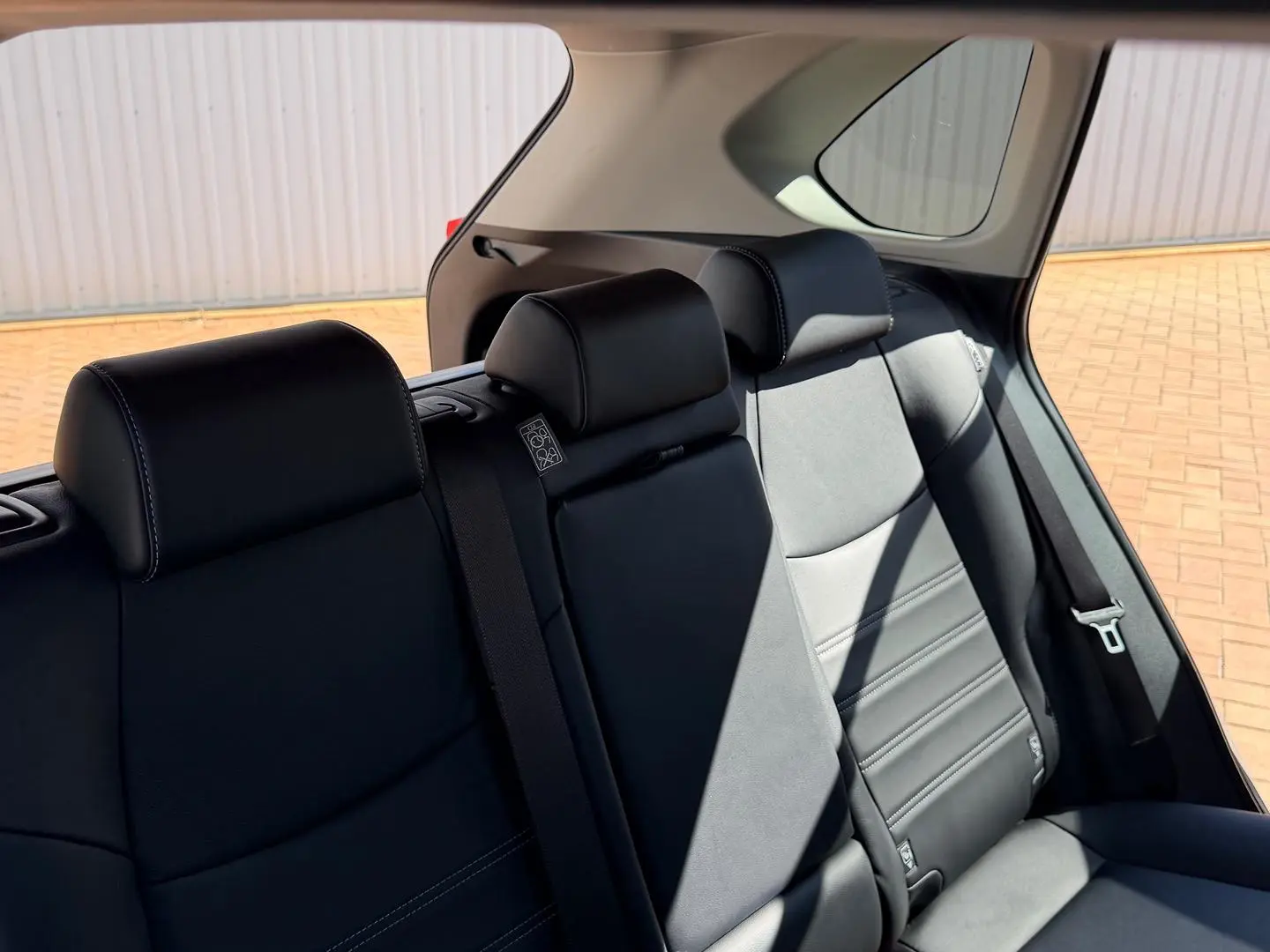 2020 Toyota RAV4 Gallery Image 25