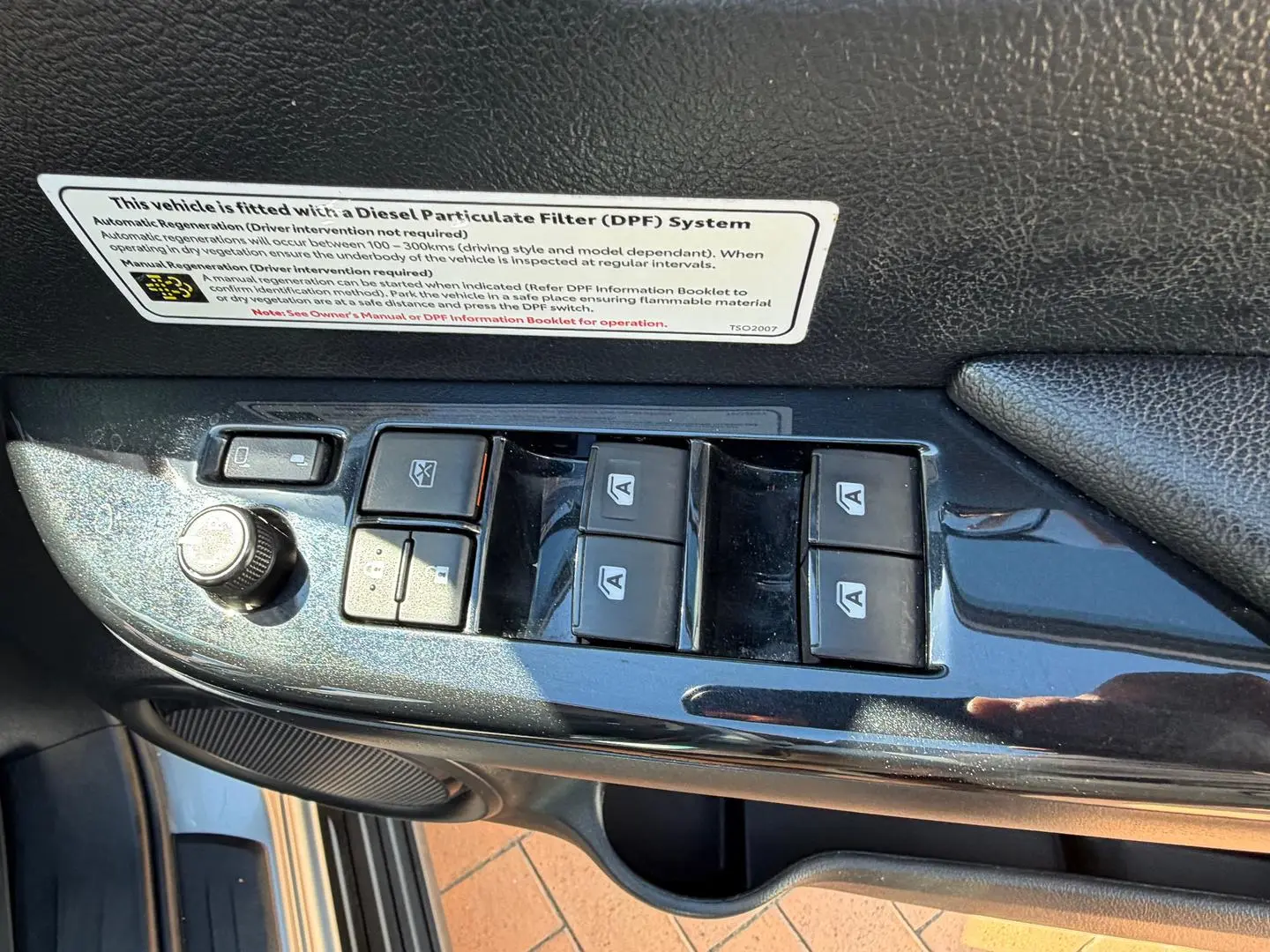 2021 Toyota Hilux Gallery Image 21