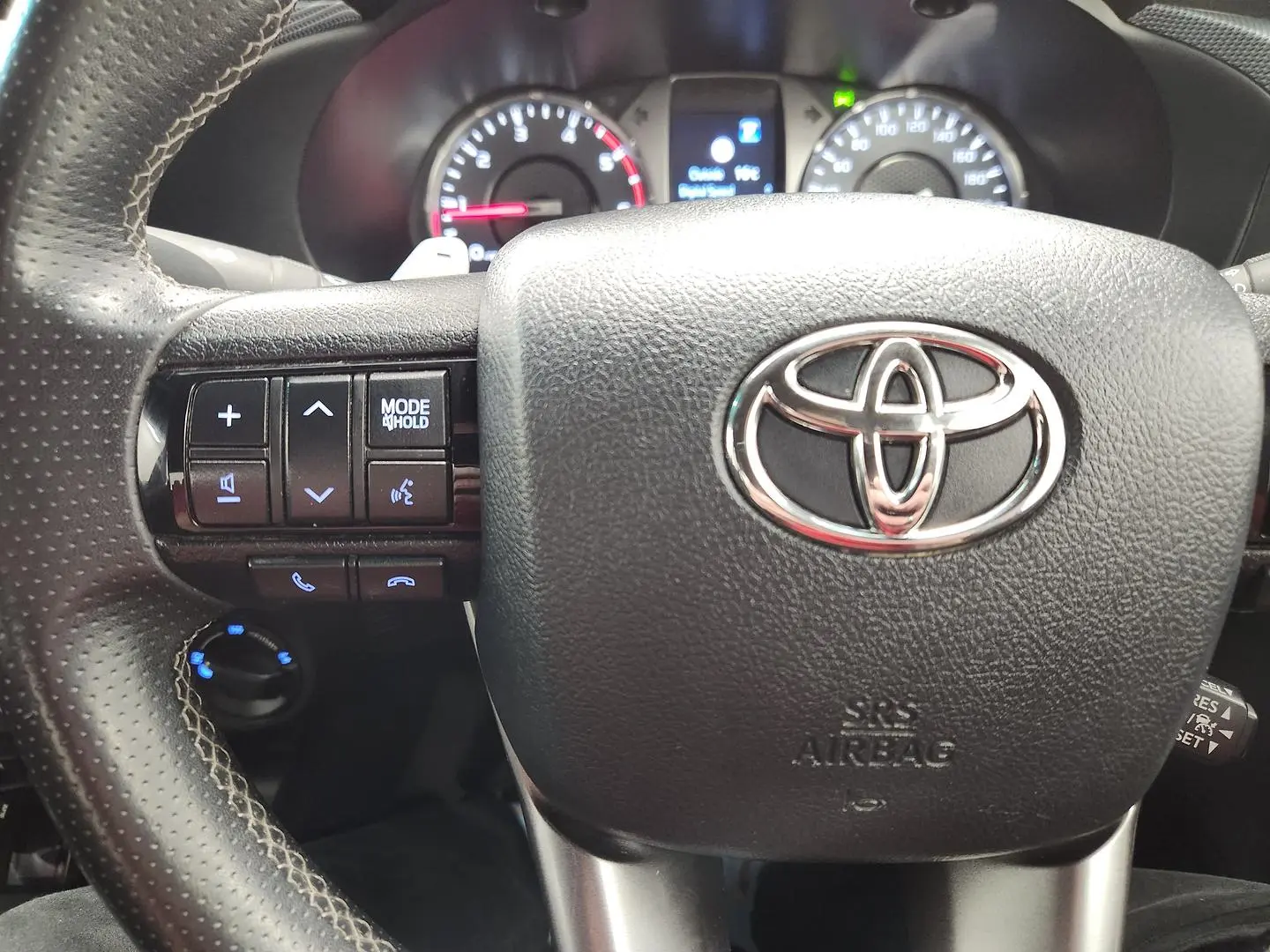 2023 Toyota Hilux Gallery Image 31