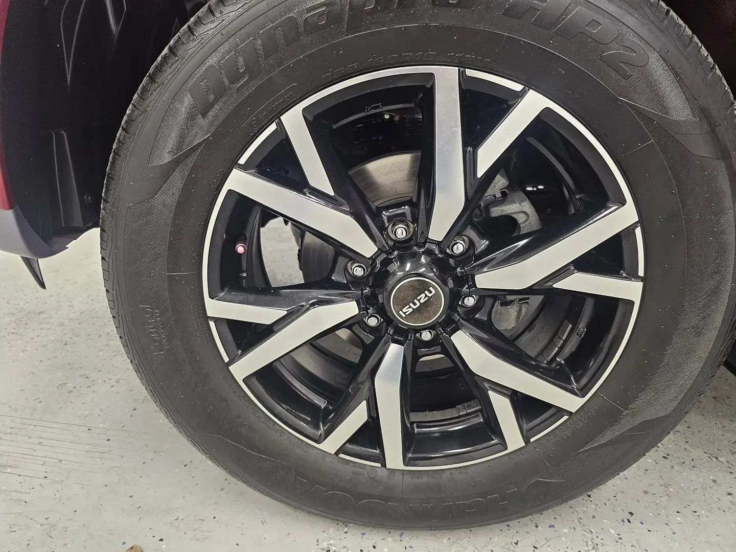 2020 Isuzu MU-X Gallery Image 9