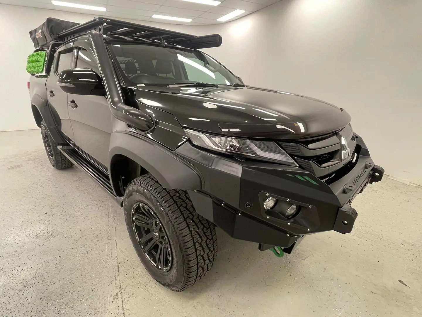 2021 Mitsubishi Triton Gallery Image 1