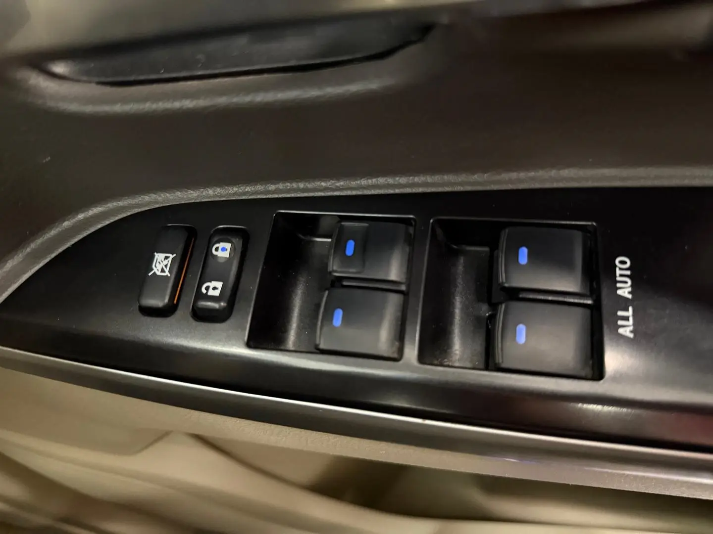 2018 Toyota Landcruiser Gallery Image 41