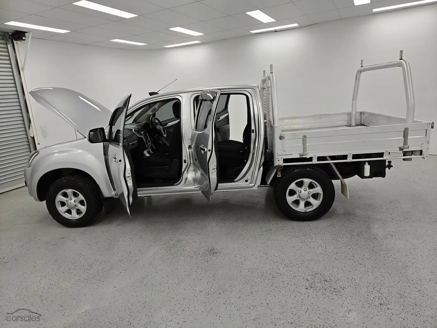 2024 Isuzu D-MAX Image 13