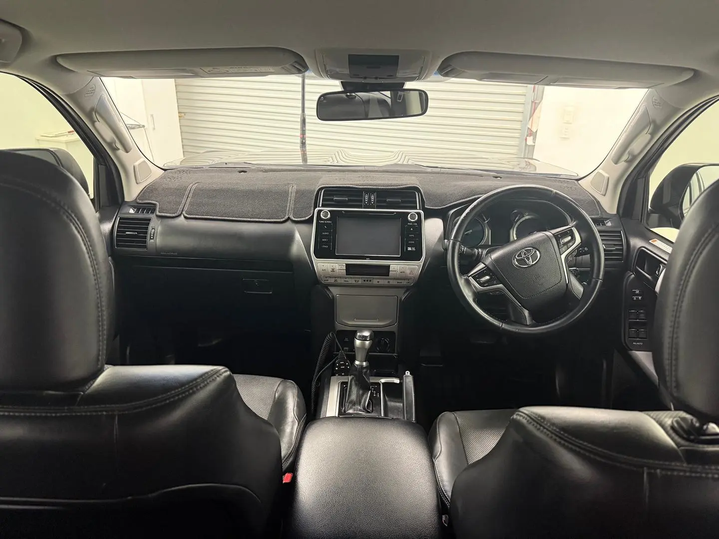 2018 Toyota Landcruiser Prado Gallery Image 30