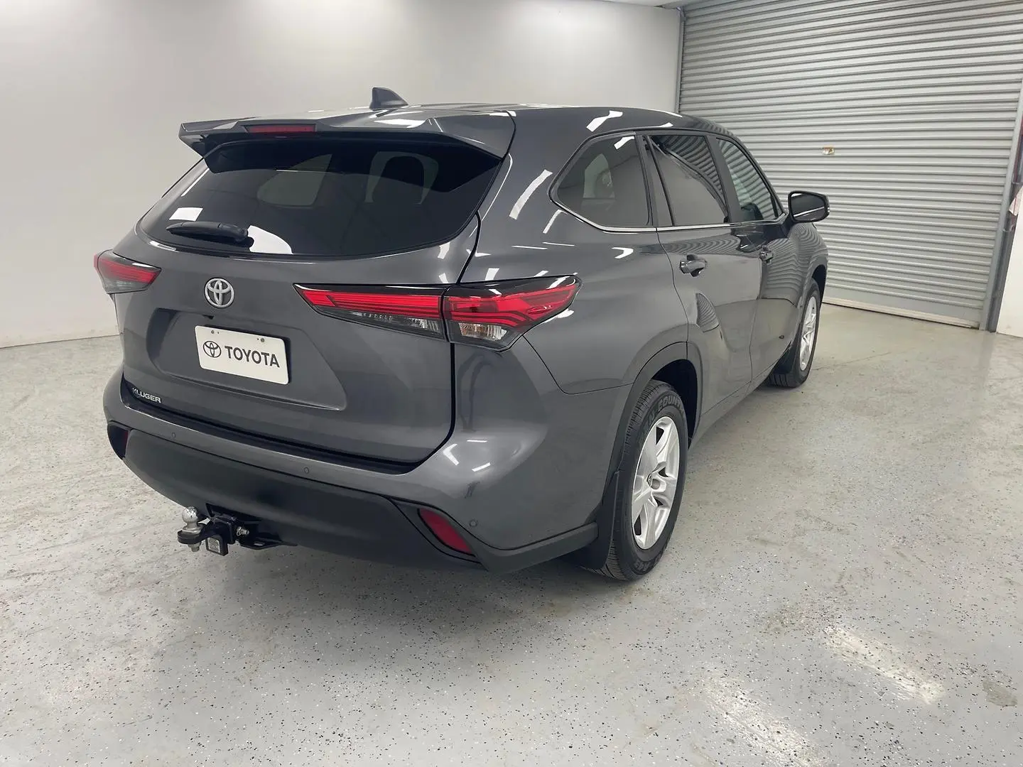 2023 Toyota Kluger Gallery Image 3