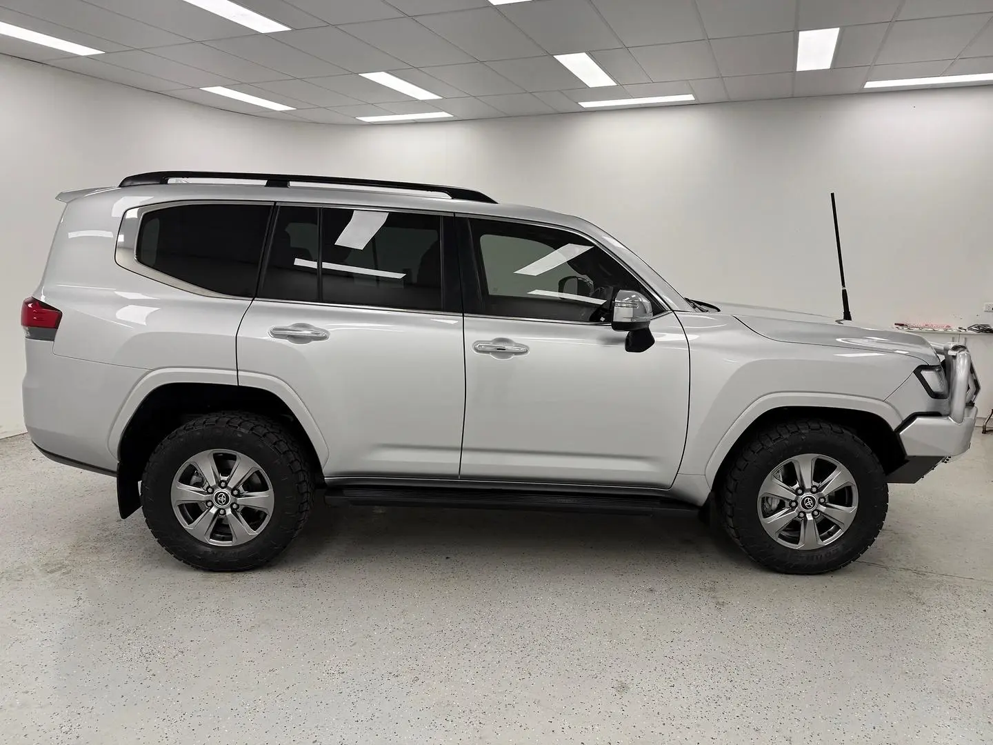2022 Toyota Landcruiser Gallery Image 2