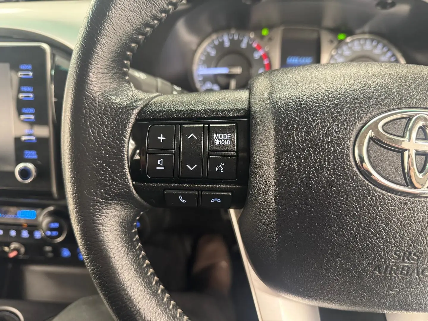2023 Toyota Hilux Gallery Image 18