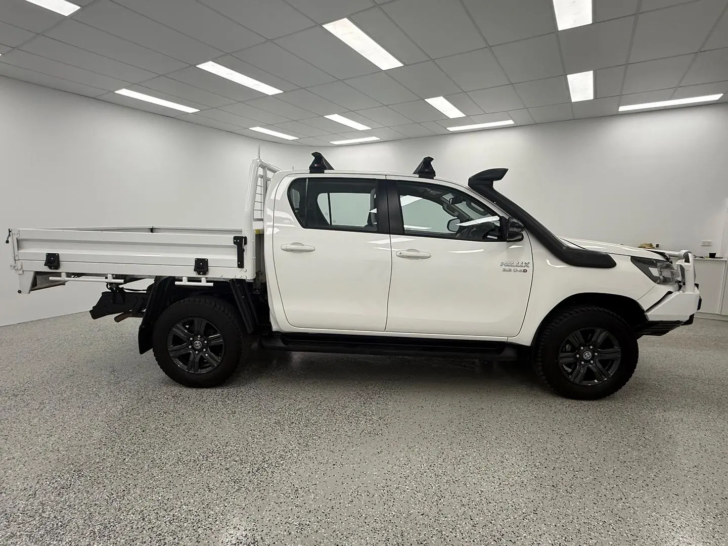 2023 Toyota Hilux Gallery Image 2