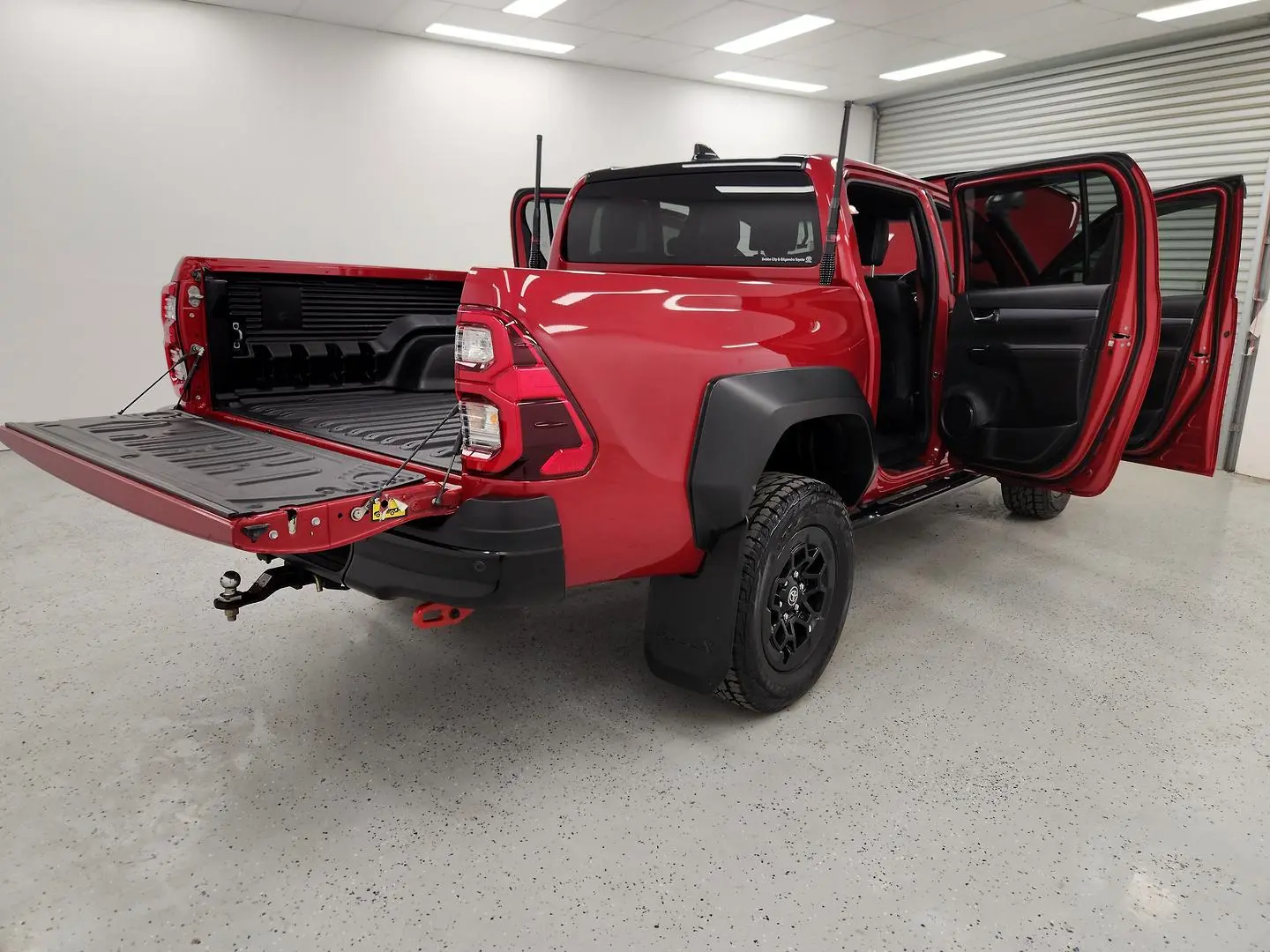 2023 Toyota Hilux Gallery Image 10