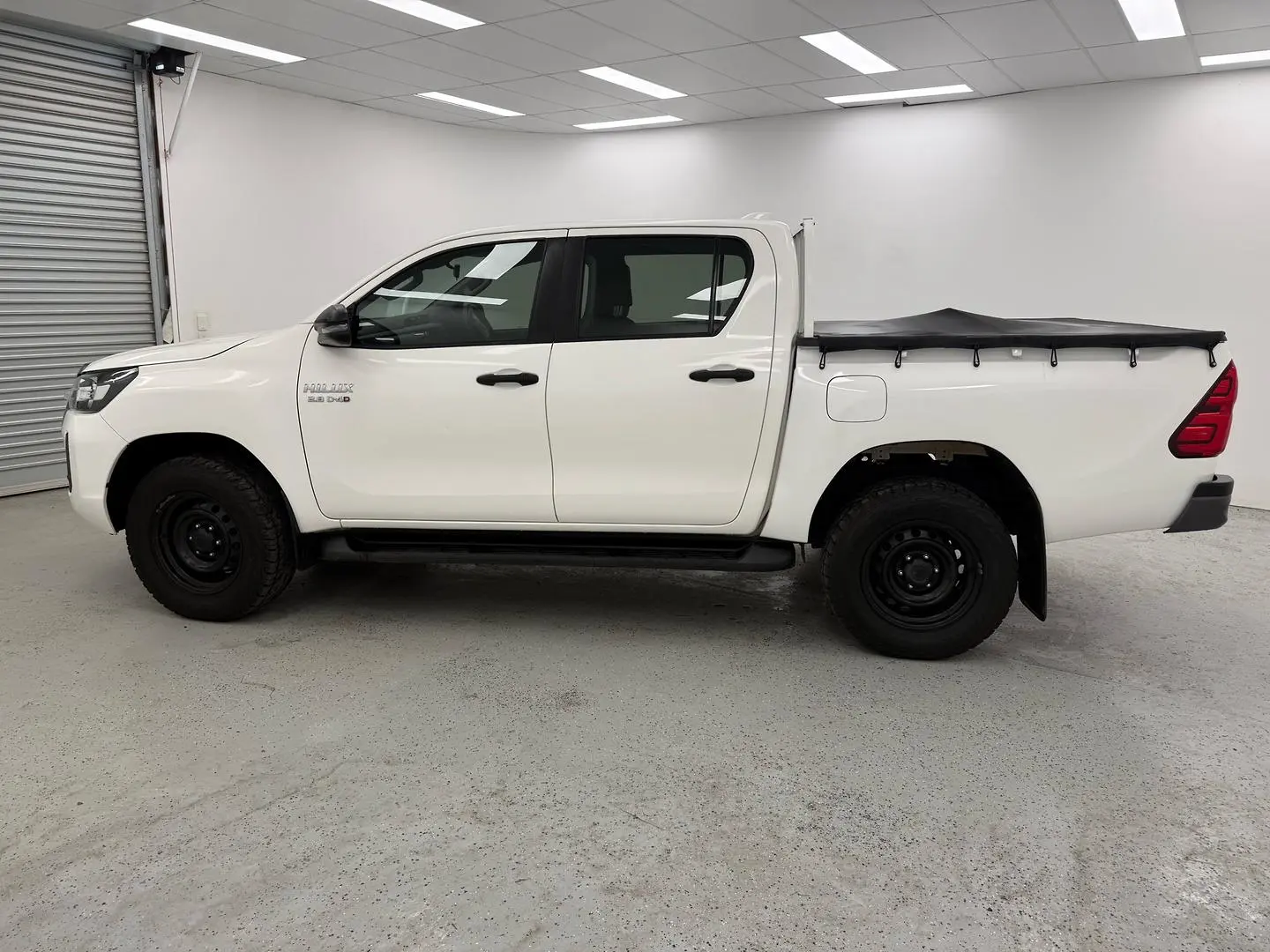 2022 Toyota Hilux Gallery Image 6