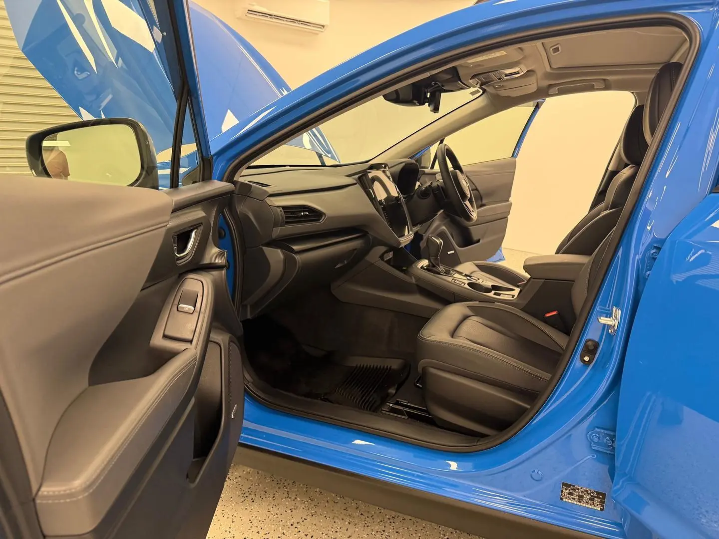 2025 Subaru Crosstrek Gallery Image 10