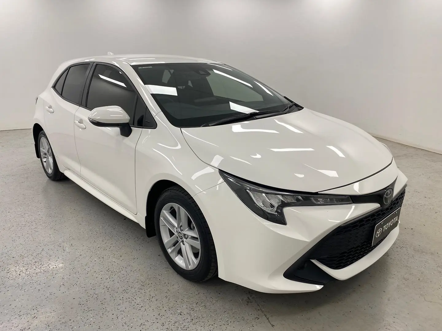 2019 Toyota Corolla Gallery Image 1