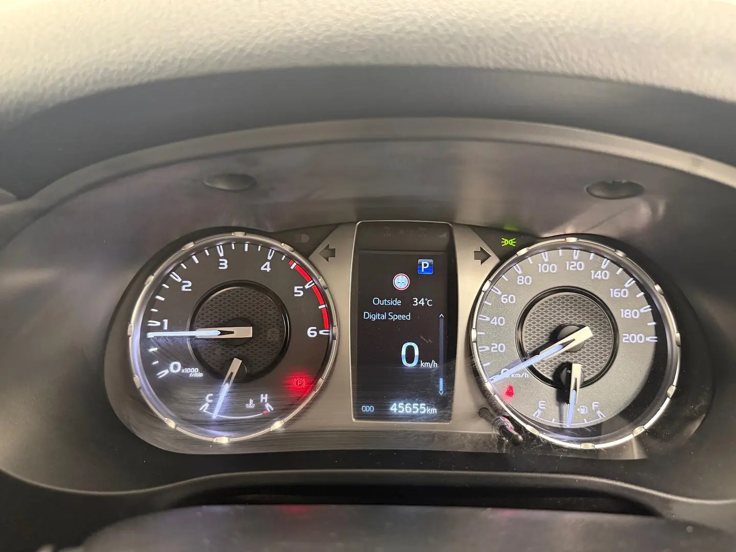 2023 Toyota Hilux Gallery Image 27