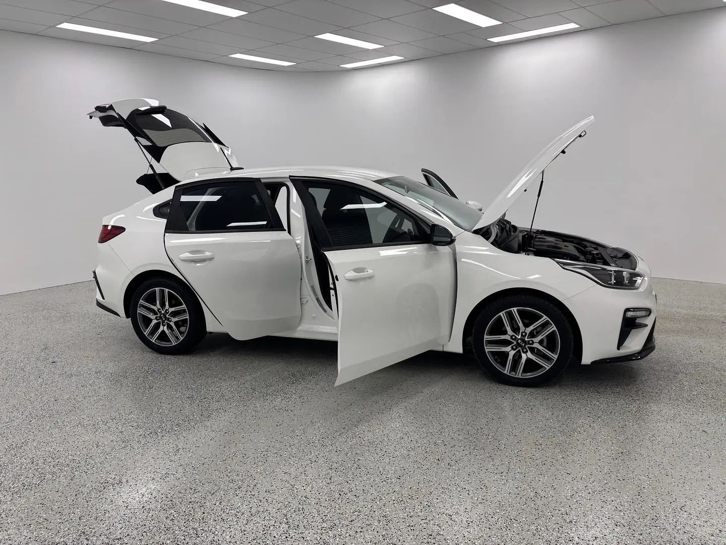 2019 Kia Cerato Gallery Image 9