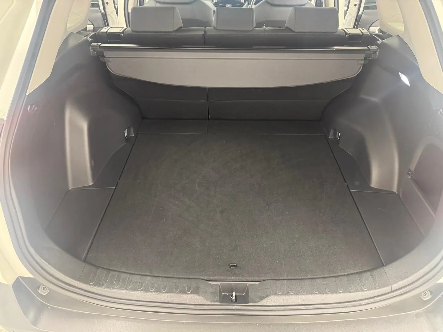 2024 Toyota RAV4 Gallery Image 28