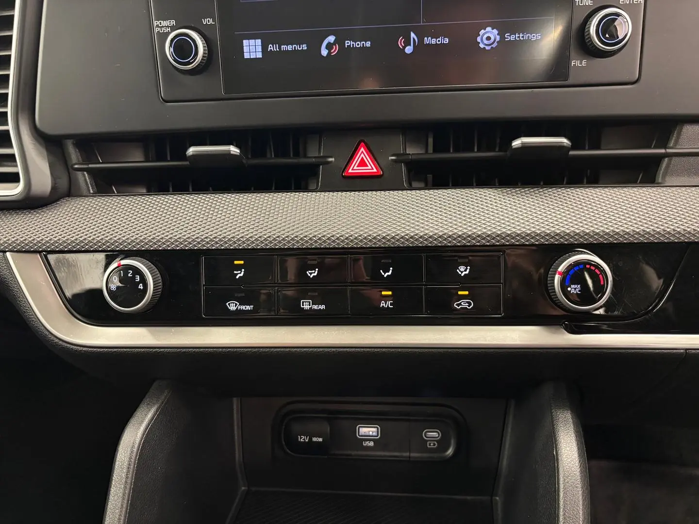 2023 Kia Sportage Gallery Image 28