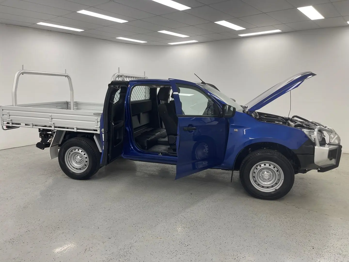 2021 Isuzu D-Max Gallery Image 9