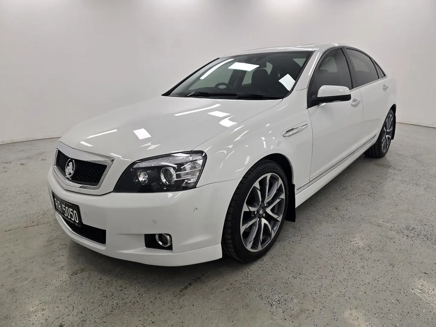 2016 Holden Caprice Gallery Image 7
