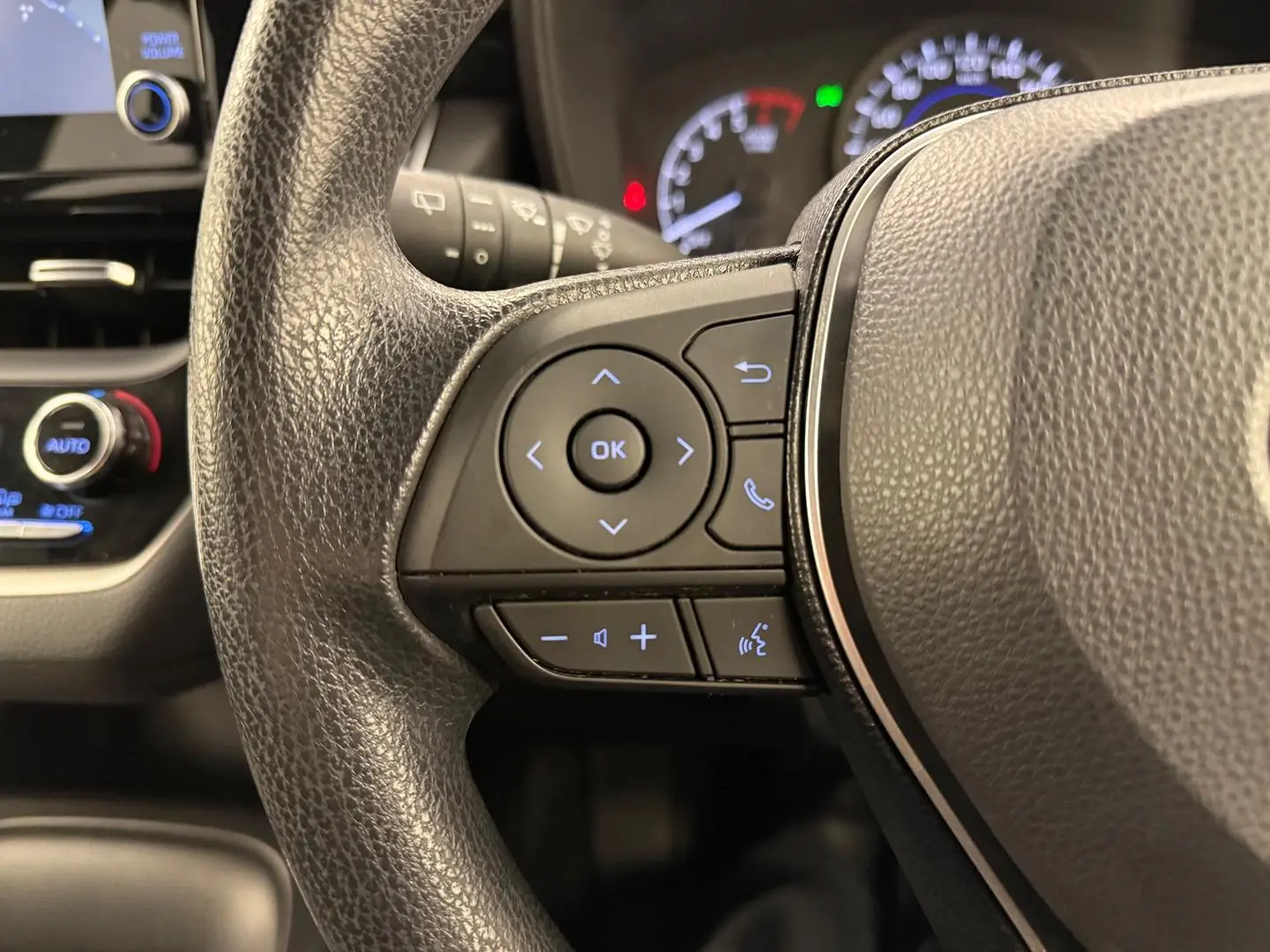 2019 Toyota Corolla Gallery Image 26