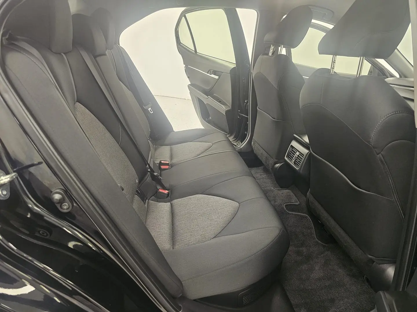 2022 Toyota Camry Gallery Image 22