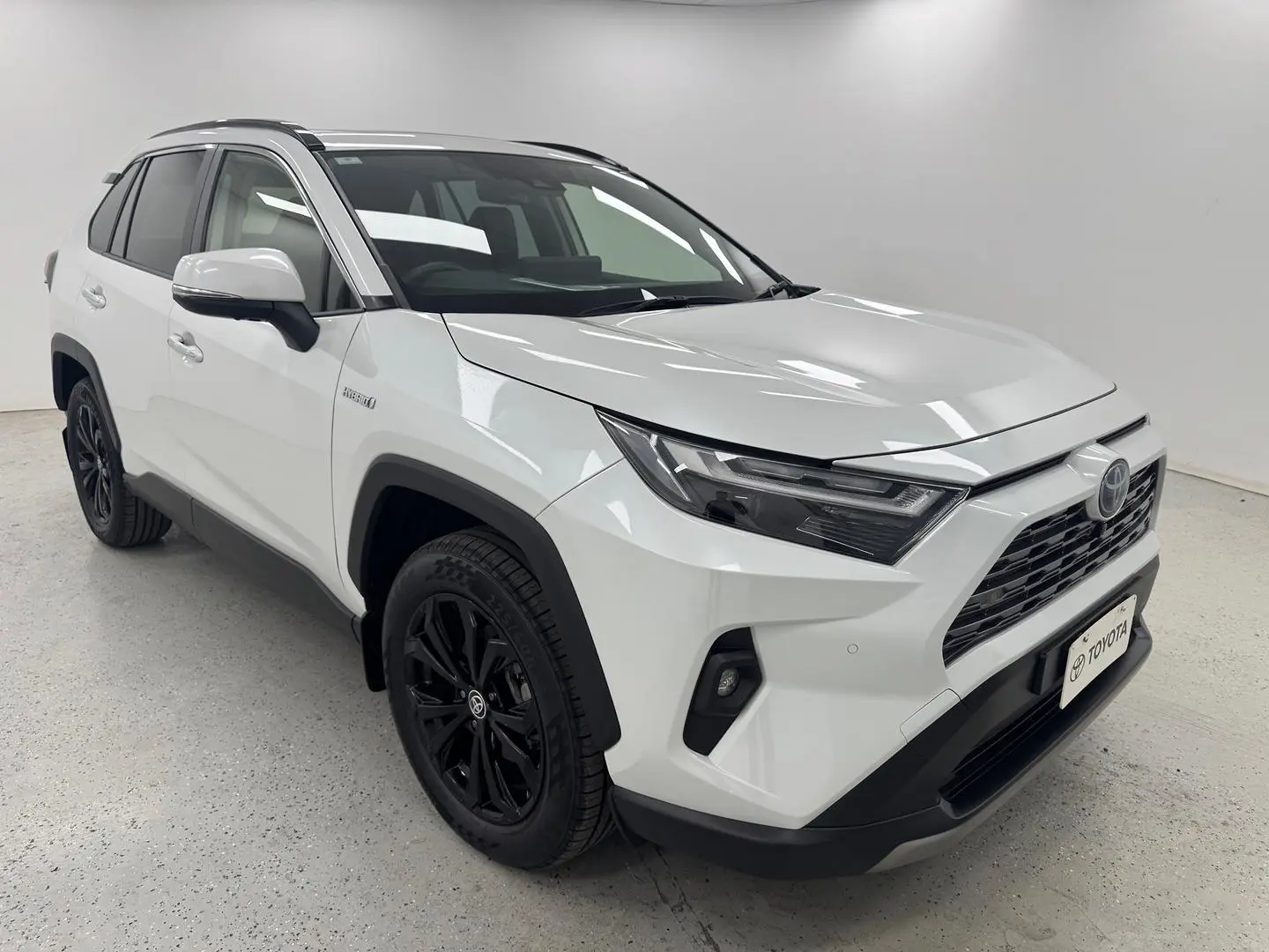 2023 Toyota RAV4 Gallery Image 1