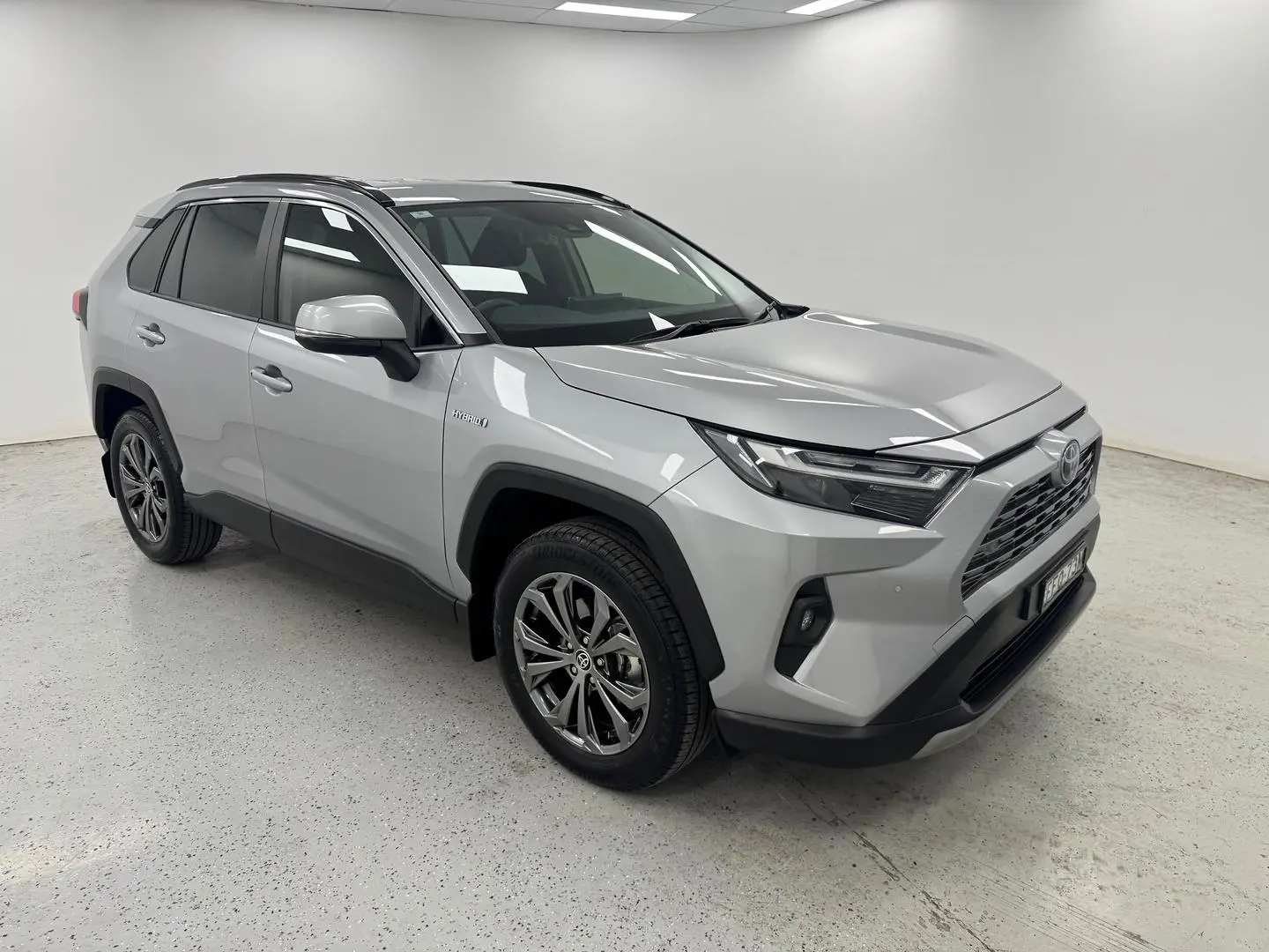 2024 Toyota RAV4 Gallery Image 2