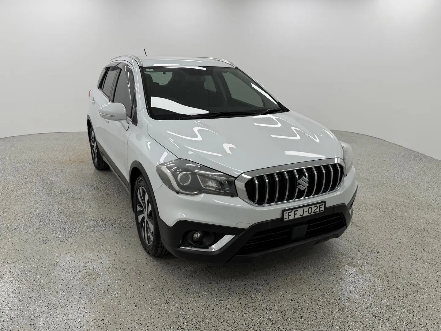 2019 Suzuki S-Cross Gallery Image 1