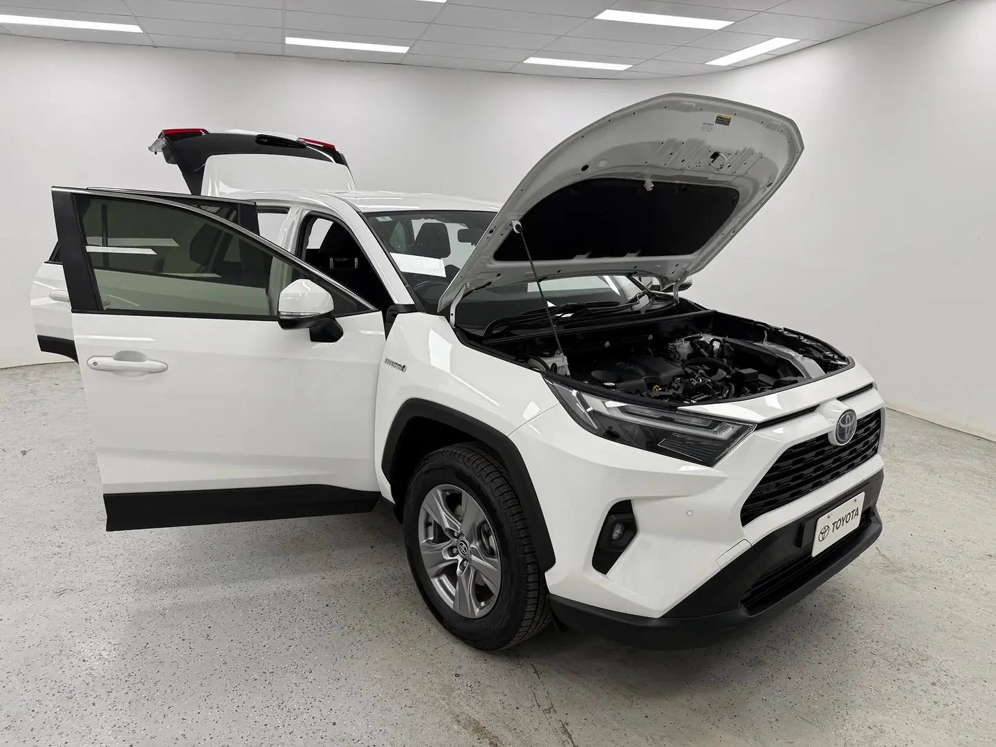 2022 Toyota RAV4 Gallery Image 20