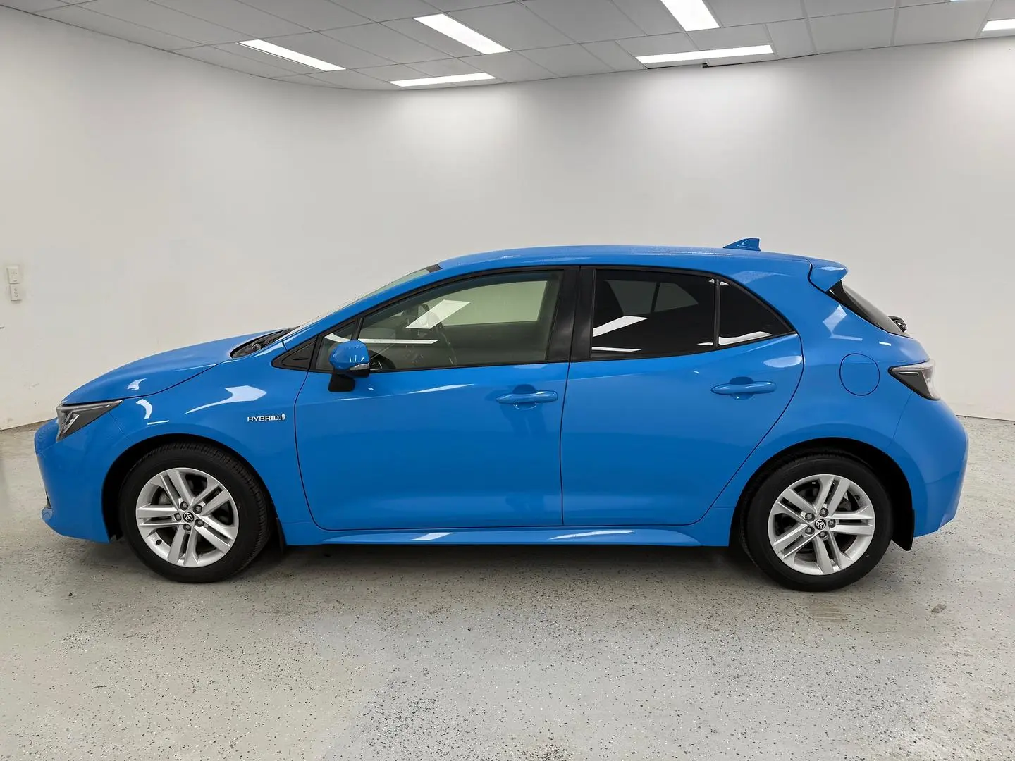 2019 Toyota Corolla Gallery Image 6
